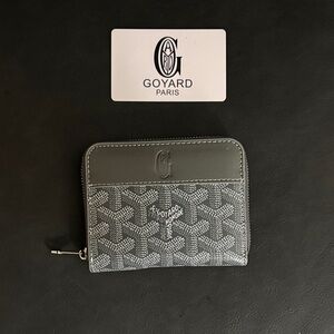 Goyard Gray Monogram Card Holder
